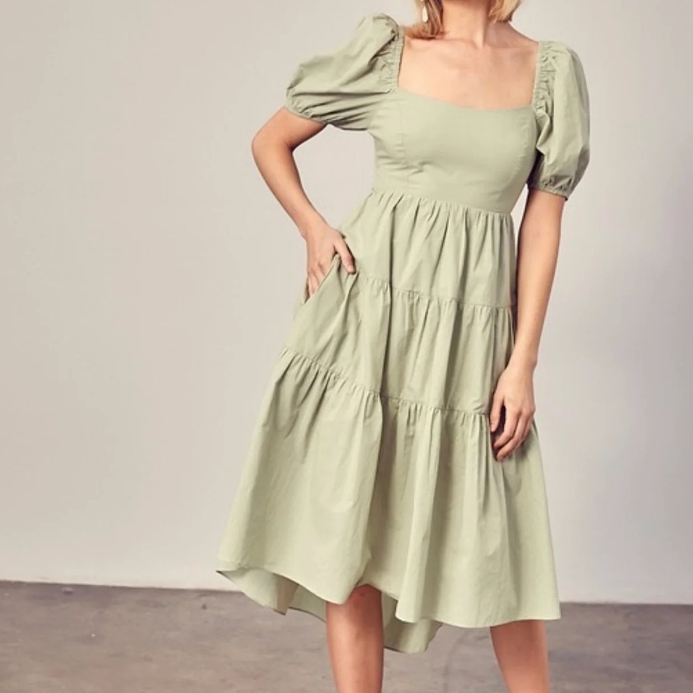 Size small midi, back bow tie dress